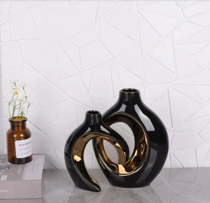 ENTANGLED LOVING COUPLE VASE - Style 2